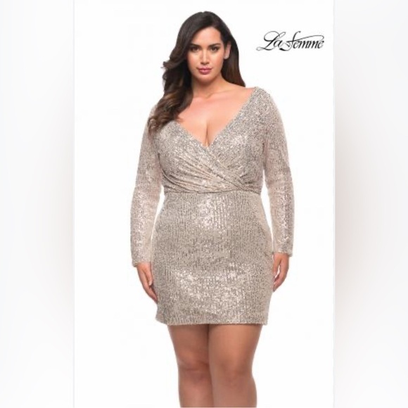 La Femme Curve 29396 Sequin Long Sleeve Minidress in Silver - Picture 1 of 7